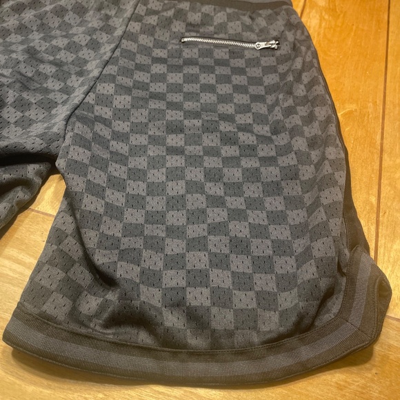 Bascom Projects 1993 Basketball Shorts Checkered Board Pattern Large - Picture 9 of 16